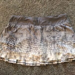 Lululemon run/Tennis Skirt
